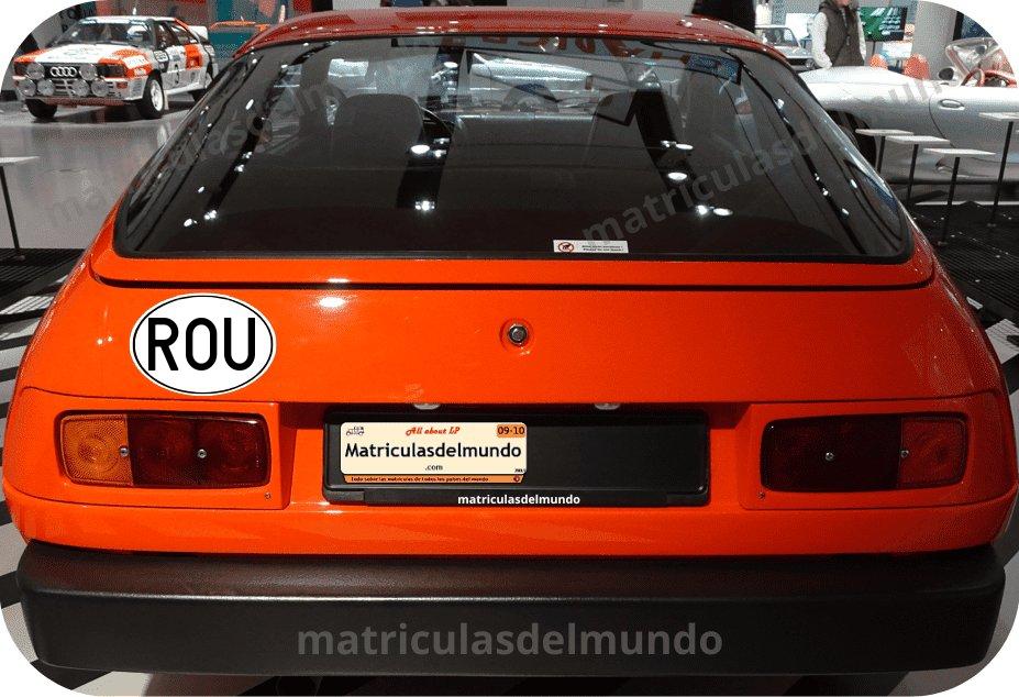 Coche con código ROU de Uruguay