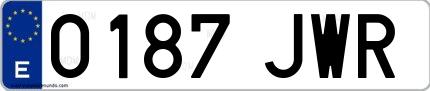 Ejemplo de matrícula española 0187 JWR