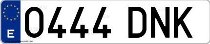 Ejemplo de matrícula española 0444 DNK