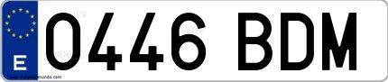 Ejemplo de matrícula española 0446 BDM