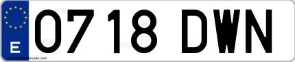 Ejemplo de matrícula española 0718 DWN