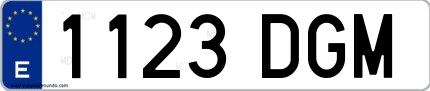 Ejemplo de matrícula española 1123 DGM