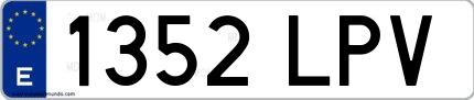 Ejemplo de matrícula española 1352 LPV