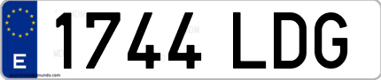 Ejemplo de matrícula de coche ordinaria 1744 LDG