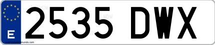 Ejemplo de matrícula española 2535 DWX