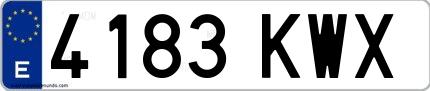 Ejemplo de matrícula española 4183 KWX