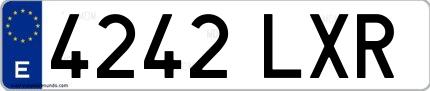 Ejemplo de matrícula española 4242 LXR