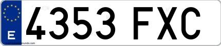 Ejemplo de matrícula española 4353 FXC