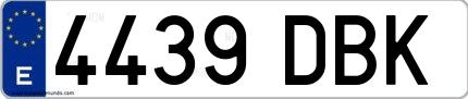 Ejemplo de matrícula española 4439 DBK