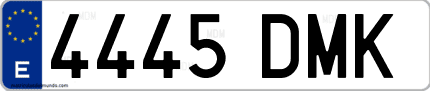 Ejemplo de matrícula de coche ordinaria 4445 DMK