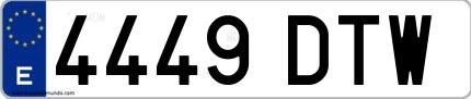 Ejemplo de matrícula española 4449 DTW