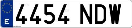 Ejemplo de matrícula española 4454 NDW