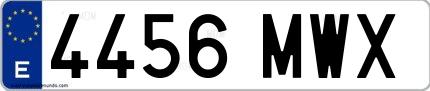 Ejemplo de matrícula española 4456 MWX