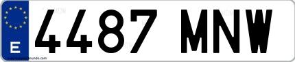 Ejemplo de matrícula española 4487 MNW