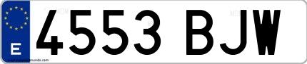 Ejemplo de matrícula española 4553 BJW