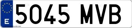 Ejemplo de matrícula española 5045 MVB