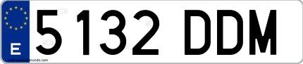 Ejemplo de matrícula española 5132 DDM