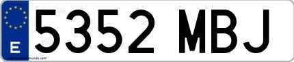 Ejemplo de matrícula española 5352 MBJ