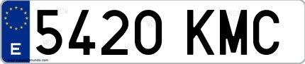 Ejemplo de matrícula española 5420 KMC