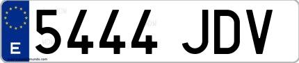 Ejemplo de matrícula española 5444 JDV