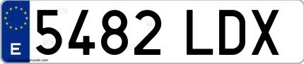 Ejemplo de matrícula española 5482 LDX