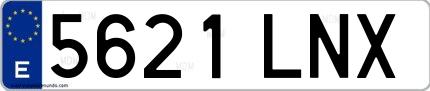 Ejemplo de matrícula española 5621 LNX