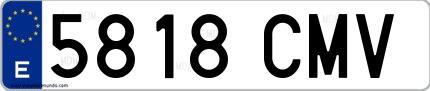 Ejemplo de matrícula española 5818 CMV