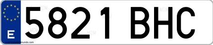 Ejemplo de matrícula española 5821 BHC