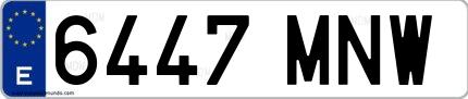 Ejemplo de matrícula española 6447 MNW