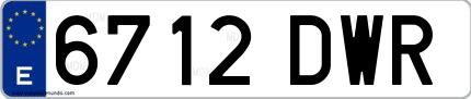 Ejemplo de matrícula española 6712 DWR