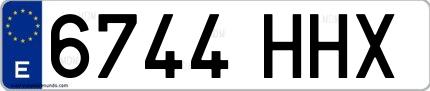 Ejemplo de matrícula española 6744 HHX