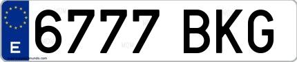 Ejemplo de matrícula española 6777 BKG