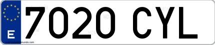Ejemplo de matrícula española 7020 CYL