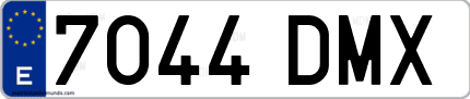Ejemplo de matrícula de coche ordinaria 7044 DMX