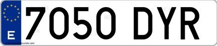 Ejemplo de matrícula española 7050 DYR