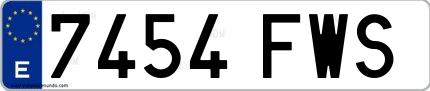 Ejemplo de matrícula española 7454 FWS