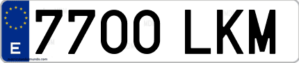 Ejemplo de matrícula de coche ordinaria 7700 LKM