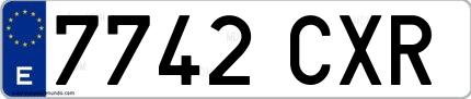 Ejemplo de matrícula española 7742 CXR