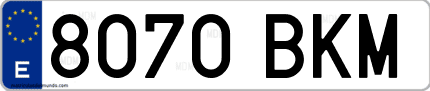 Ejemplo de matrícula de coche ordinaria 8070 BKM