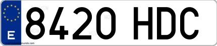 Ejemplo de matrícula española 8420 HDC