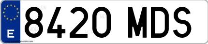 Ejemplo de matrícula española 8420 MDS
