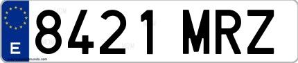 Ejemplo de matrícula española 8421 MRZ