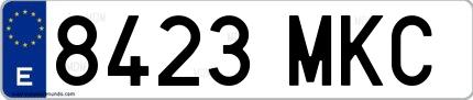 Ejemplo de matrícula española 8423 MKC
