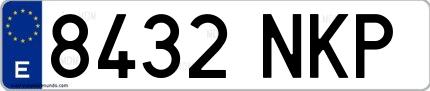 Ejemplo de matrícula española 8432 NKP