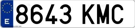 Ejemplo de matrícula española 8643 KMC