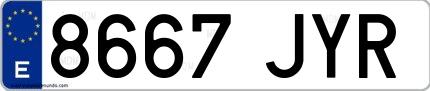 Ejemplo de matrícula española 8667 JYR