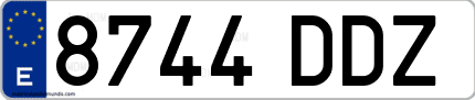 Ejemplo de matrícula de coche ordinaria 8744 DDZ