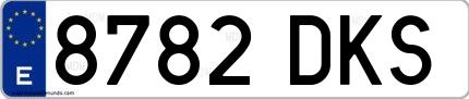 Ejemplo de matrícula española 8782 DKS