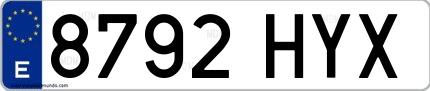 Ejemplo de matrícula española 8792 HYX