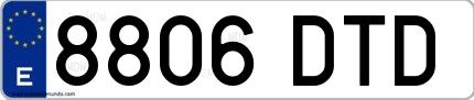 Ejemplo de matrícula española 8806 DTD